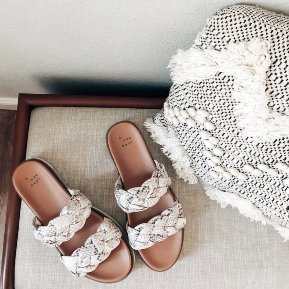 Braided Contour Sandals